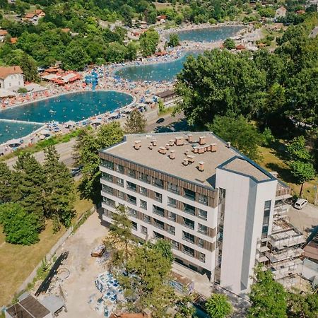 Apartman Park Lake Tuzla Eksteriør billede