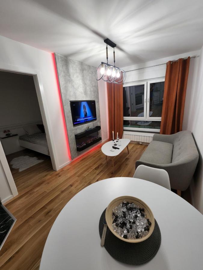 Apartman Park Lake Tuzla Eksteriør billede