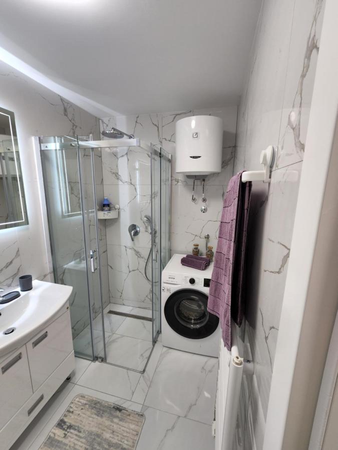 Apartman Park Lake Tuzla Eksteriør billede